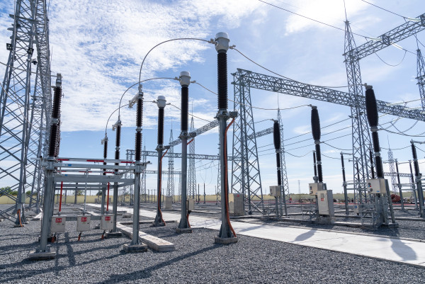Dron &amp;amp;amp;amp;amp;amp;amp;amp; Dickson HV Substation